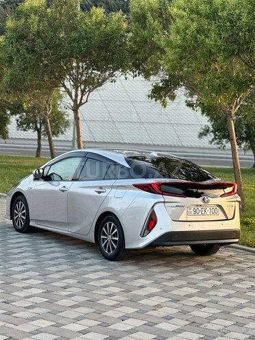 Toyota Prius 2017, 102,000 km - 1.8 l - Bakı