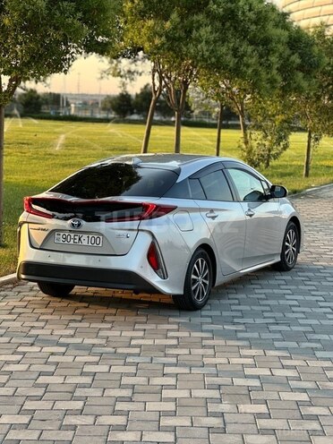Toyota Prius 2017, 102,000 km - 1.8 l - Bakı
