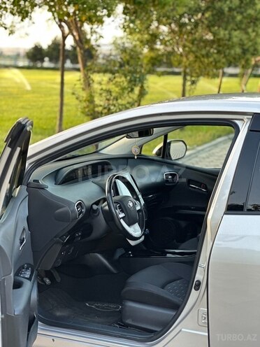 Toyota Prius 2017, 102,000 km - 1.8 l - Bakı