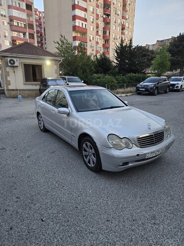 Mercedes C 180 2001, 318,000 km - 2.0 l - Bakı