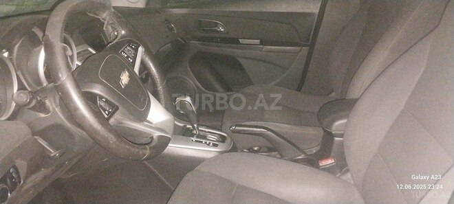Chevrolet Cruze-6