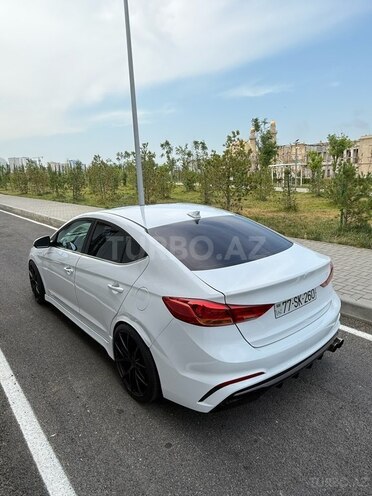 Hyundai Elantra 2017, 165,000 km - 1.6 l - Bakı