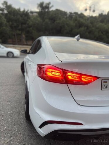 Hyundai Elantra 2017, 165,000 km - 1.6 l - Bakı