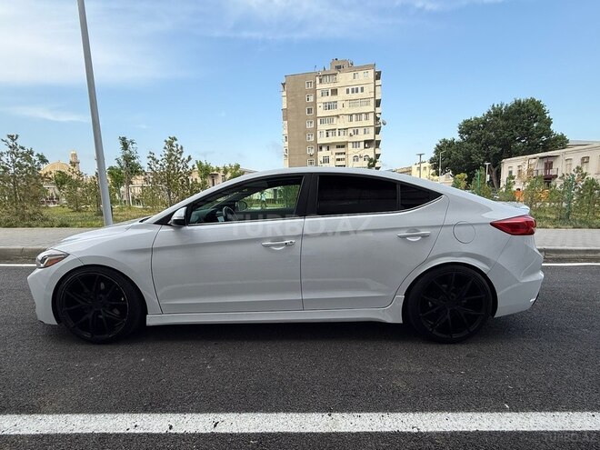 Hyundai Elantra 2017, 165,000 km - 1.6 l - Bakı