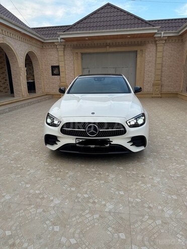 Mercedes E 300 de-2
