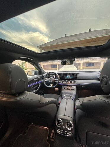 Mercedes E 300 de-7