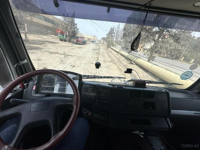 MAN  2002, 670,000 km - 11.0 l - Bakı