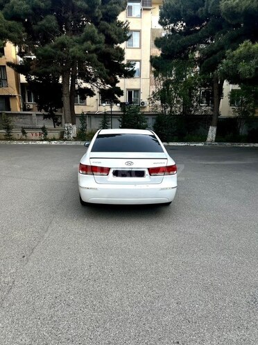 Hyundai Sonata-5