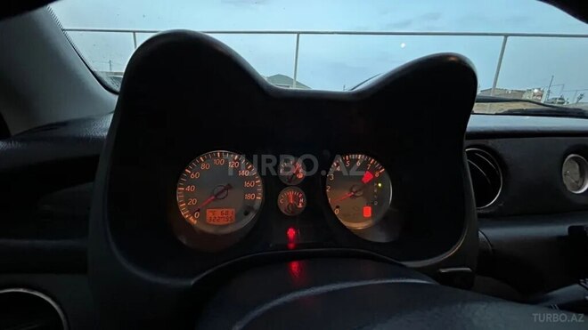 Mitsubishi Airtrek 2003, 322,000 km - 2.0 л - Bakı