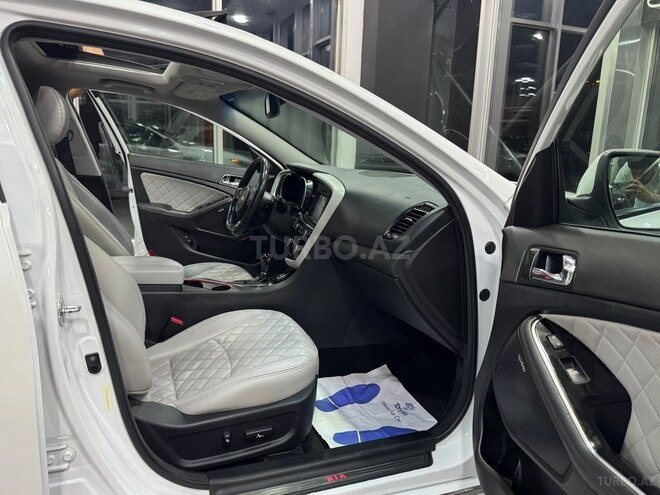 Kia Optima-24