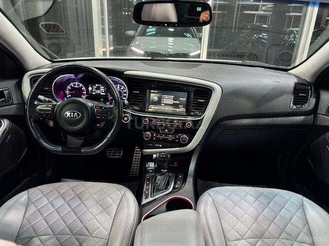 Kia Optima-17