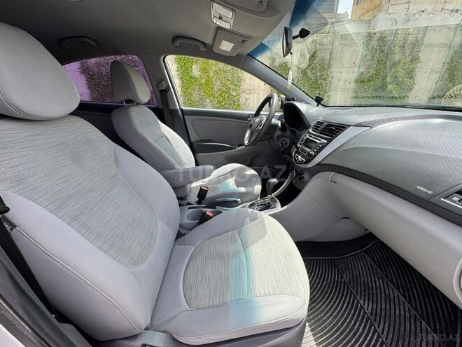 Hyundai Accent 2017, 190,000 km - 1.6 л - Bakı