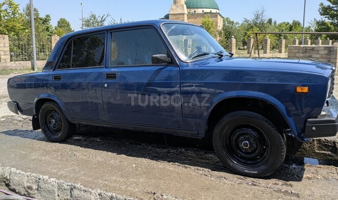 LADA (VAZ) 2107 2009, 80,000 km - 1.6 l - Ucar