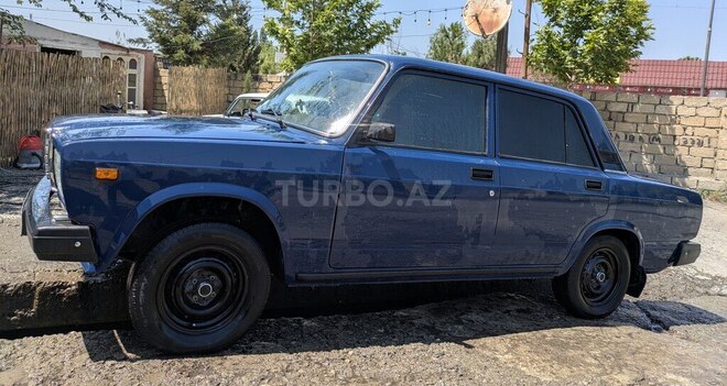 LADA (VAZ) 2107 2009, 80,000 km - 1.6 l - Ucar