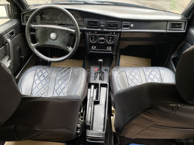 Mercedes 190 1991, 280,000 km - 2.0 l - Şamaxı