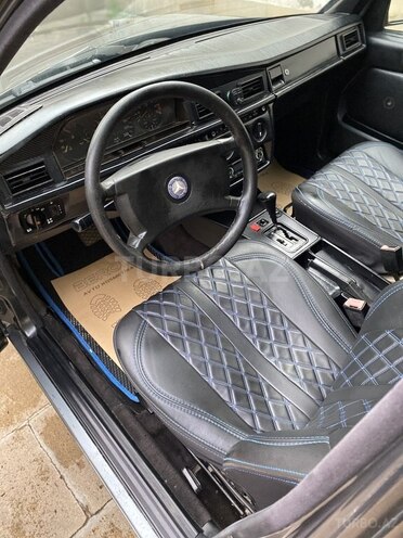 Mercedes 190 1991, 280,000 km - 2.0 l - Şamaxı
