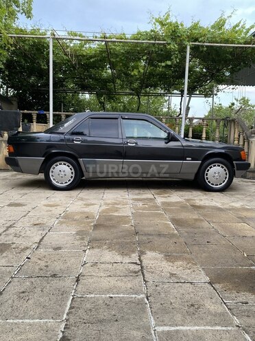 Mercedes 190 1991, 280,000 km - 2.0 l - Şamaxı