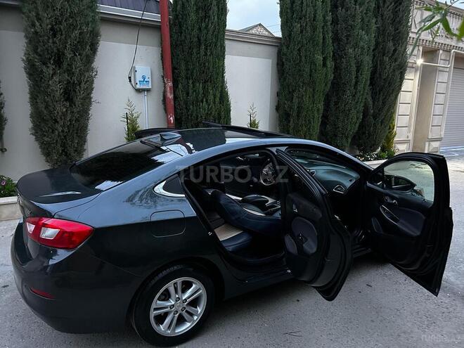 Chevrolet Cruze-10