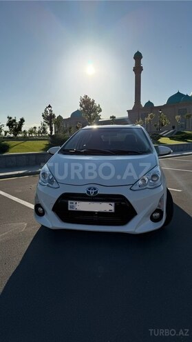 Toyota Aqua 2015, 87,500 km - 1.5 l - Naxçıvan