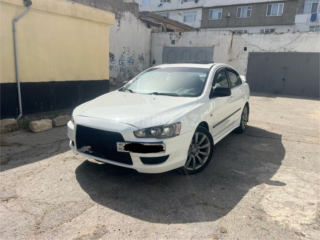 Mitsubishi Lancer 2010, 200,000 km - 2.4 l - Bakı
