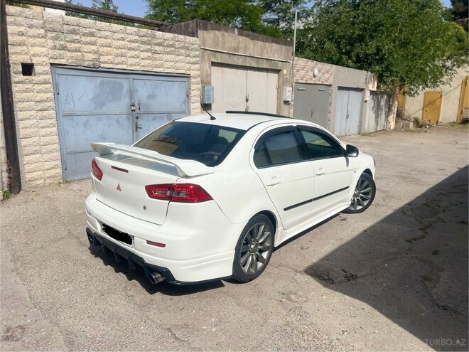 Mitsubishi Lancer 2010, 200,000 km - 2.4 l - Bakı