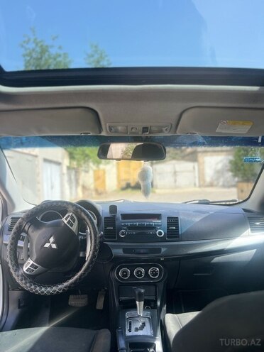 Mitsubishi Lancer 2010, 200,000 km - 2.4 l - Bakı