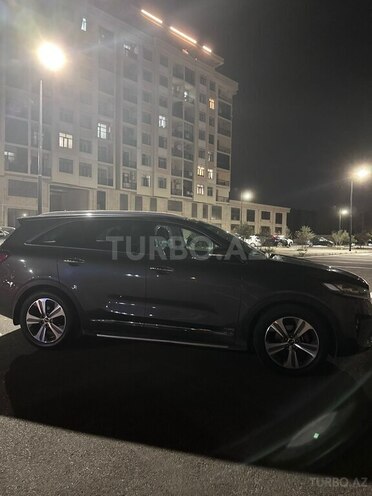 Kia Sorento-2