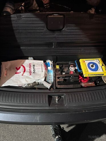 Kia Sorento-16