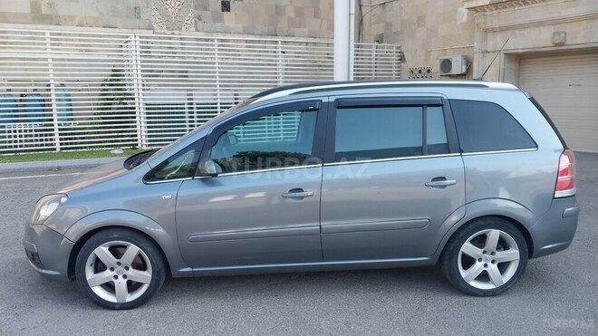 Opel Zafira 2005, 376,000 km - 1.9 л - Bakı