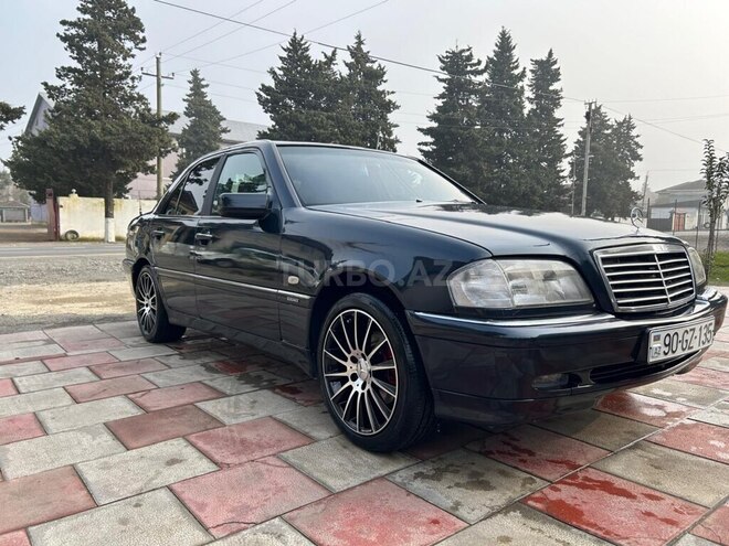Mercedes C 180 1995, 25,000 km - 1.8 л - Astara