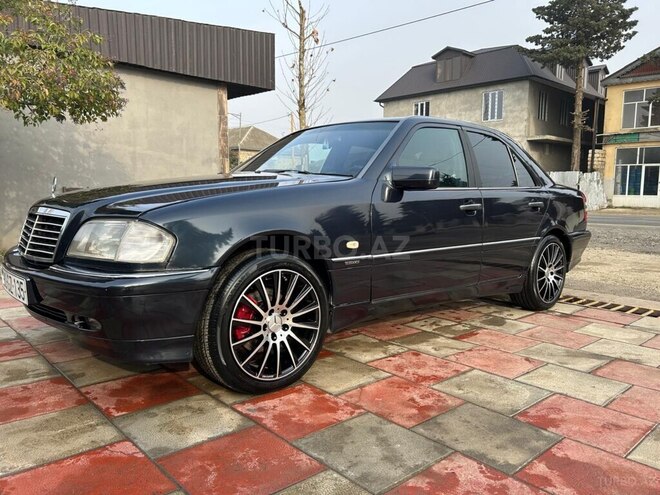 Mercedes C 180 1995, 25,000 km - 1.8 л - Astara