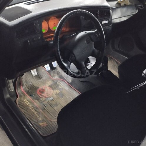 Volkswagen Golf 1997, 97,643 km - 1.8 л - Gəncə