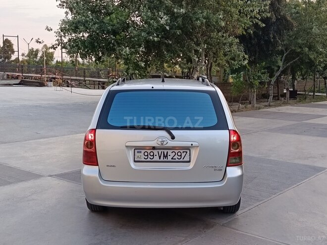 Toyota Corolla 2006, 305,000 km - 1.4 l - Hacıqabul