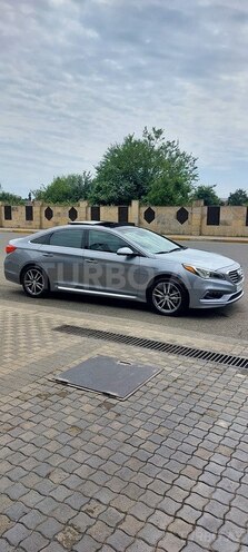 Hyundai Sonata-2