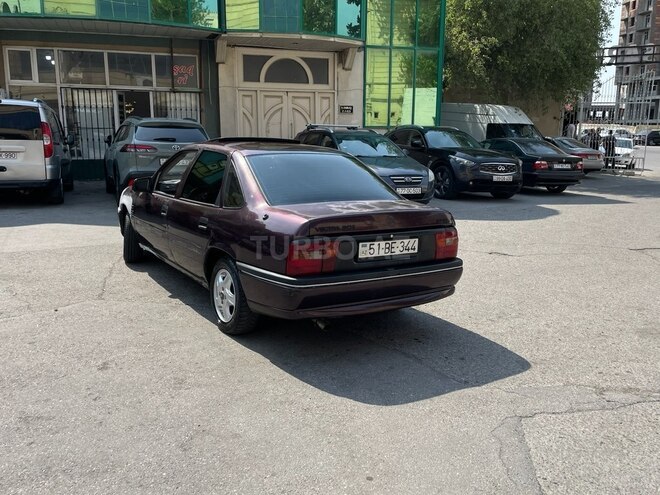 Opel Vectra 1992, 200,000 km - 1.8 l - Bakı