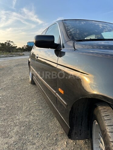 BMW 528 1997, 402,336 km - 2.8 л - Bakı