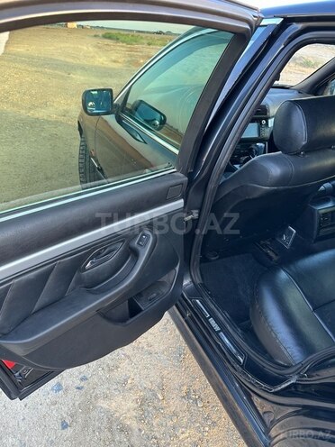 BMW 528 1997, 402,336 km - 2.8 л - Bakı