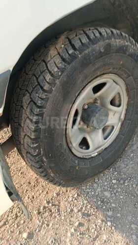 Toyota Land Cruiser 2002, 450,000 km - 4.2 l - Naxçıvan