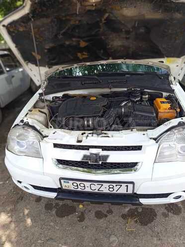 Chevrolet Niva 2012, 285,000 km - 1.7 l - Masallı