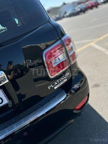 Nissan Patrol 2015, 106,500 km - 5.6 l - Bakı
