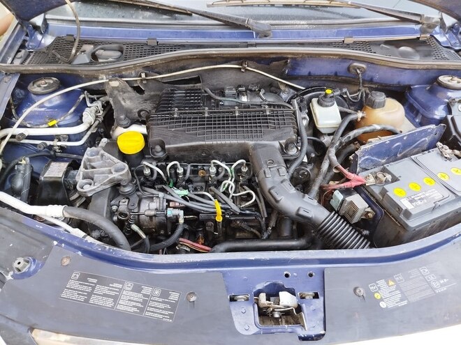 Dacia Logan 2007, 337,105 km - 1.5 l - Bakı
