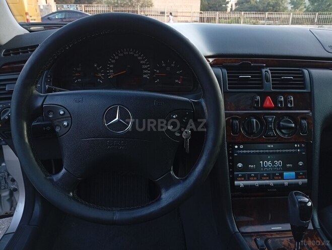 Mercedes E 270 2000, 500,000 km - 2.7 л - Bakı