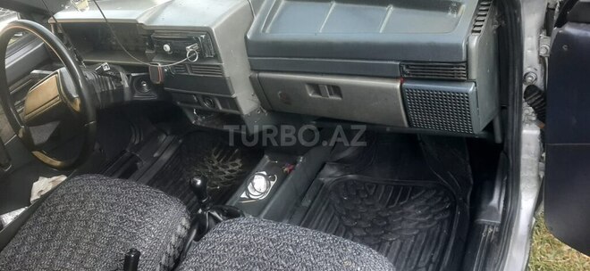 LADA (VAZ) 21099 2002, 250,000 km - 1.6 л - Qax