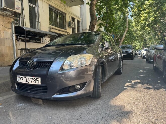 Toyota Auris 2008, 145,000 km - 1.4 l - Bakı