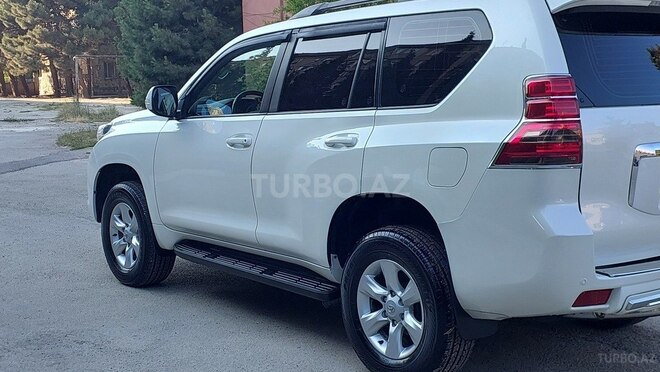 Toyota Land Cruiser Prado 2010, 136,000 km - 2.7 l - Bakı