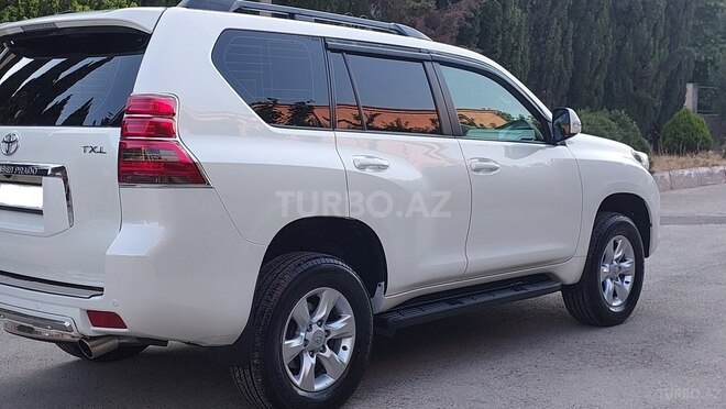 Toyota Land Cruiser Prado 2010, 136,000 km - 2.7 l - Bakı