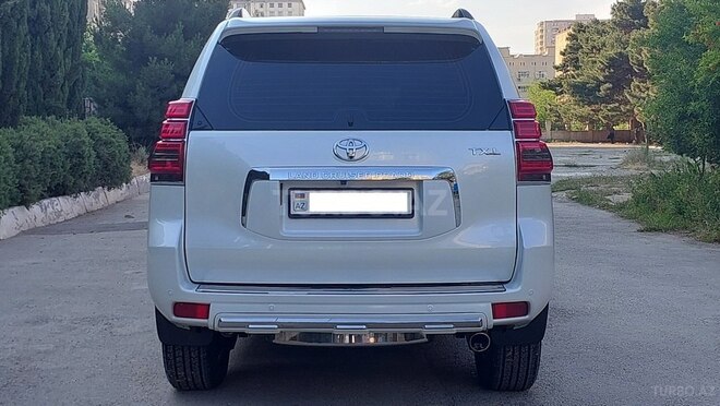 Toyota Land Cruiser Prado 2010, 136,000 km - 2.7 l - Bakı