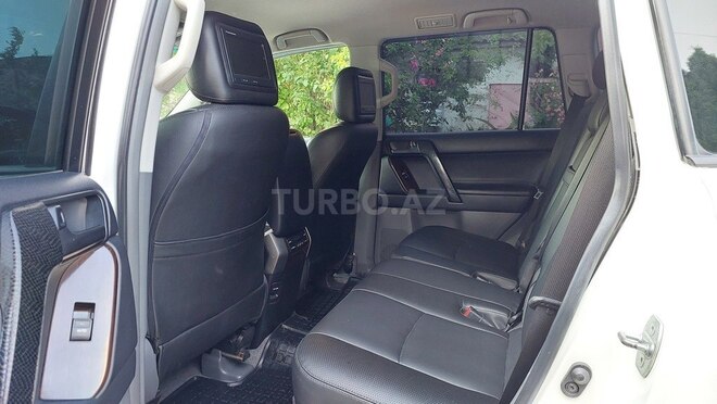 Toyota Land Cruiser Prado 2010, 136,000 km - 2.7 l - Bakı