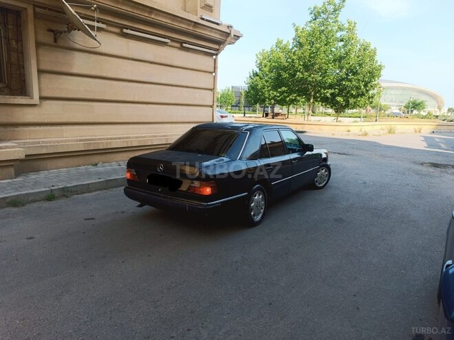 Mercedes E 220 1993, 368,945 km - 2.2 л - Bakı