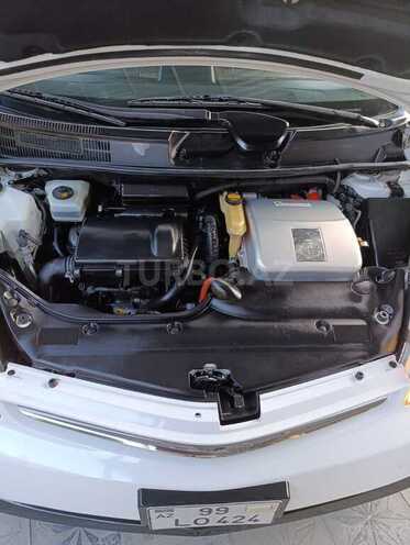 Toyota Prius 2009, 200,300 km - 1.5 л - Ağdaş